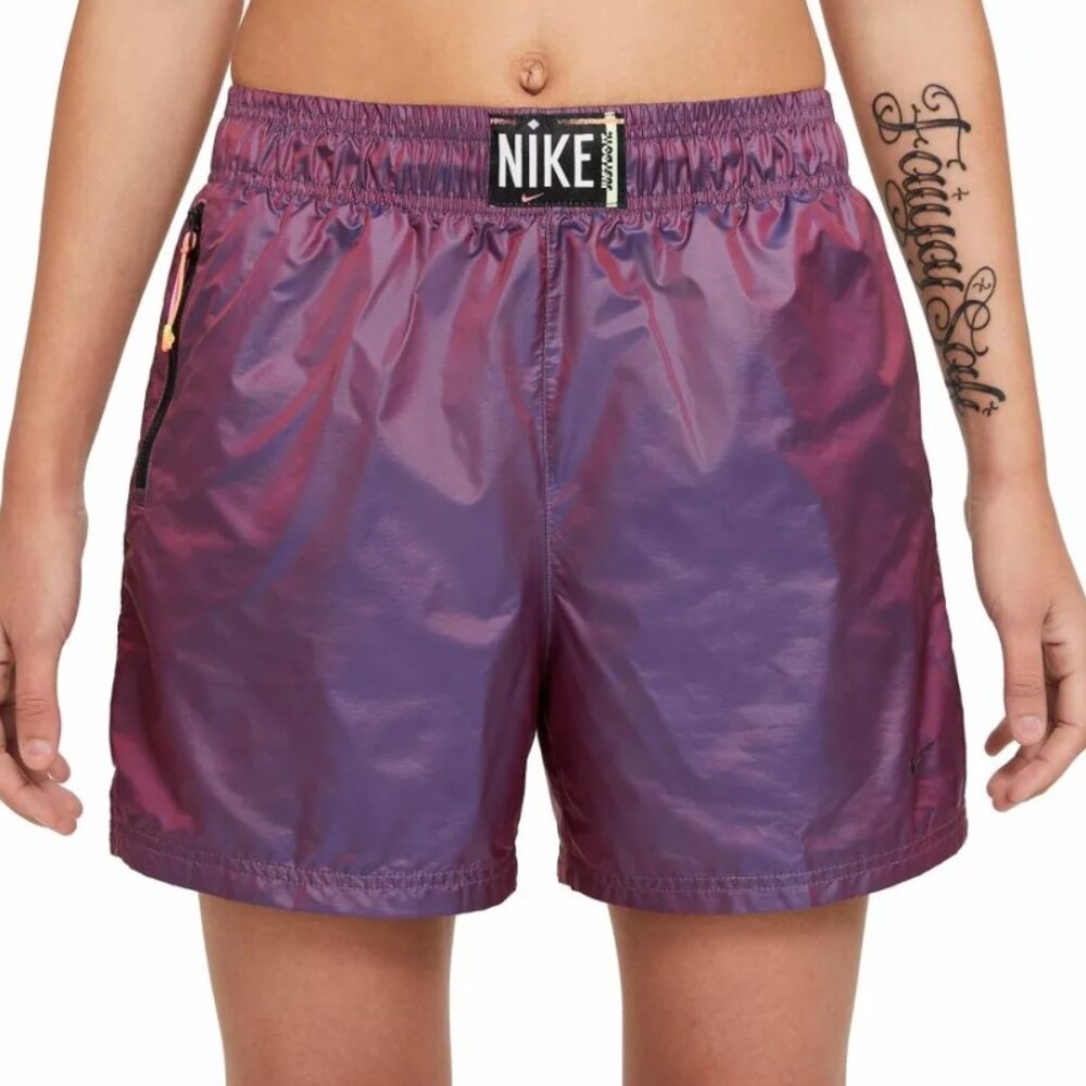 Nike Sportswear Women's Woven Shorts Purple Fuchsia Glow Iridescent Size Medium